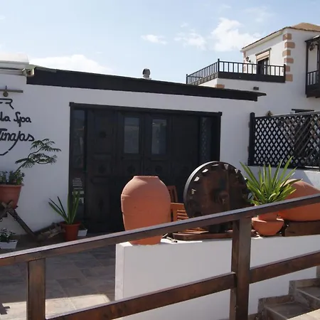 Gemuetliches Mit Pool Auf Fuerteventura Triquivijate